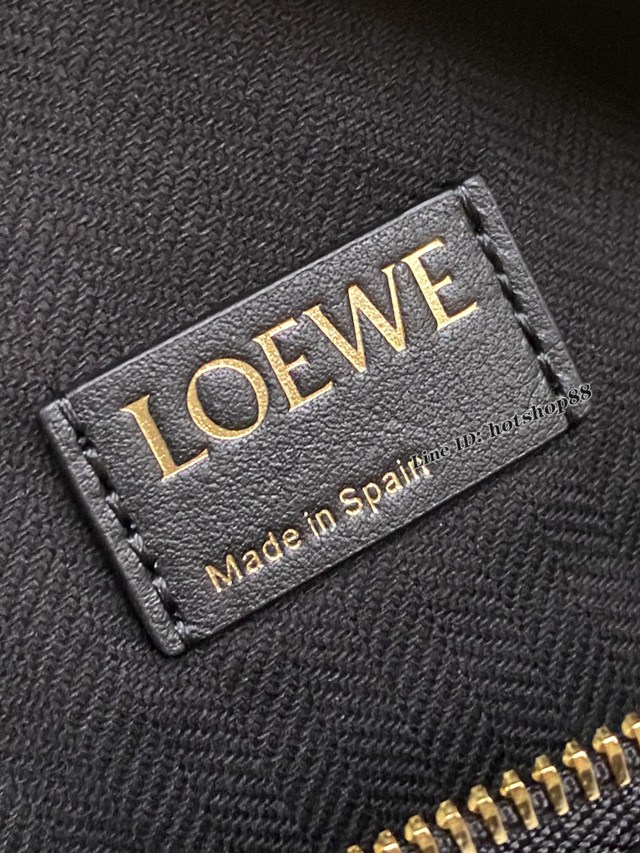 Loewe專櫃2022新款大號便當包飯盒包 羅意威Cubi Anagram腋下包 lyw1339